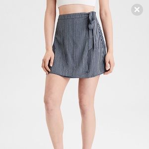 American Eagle Outfitters 